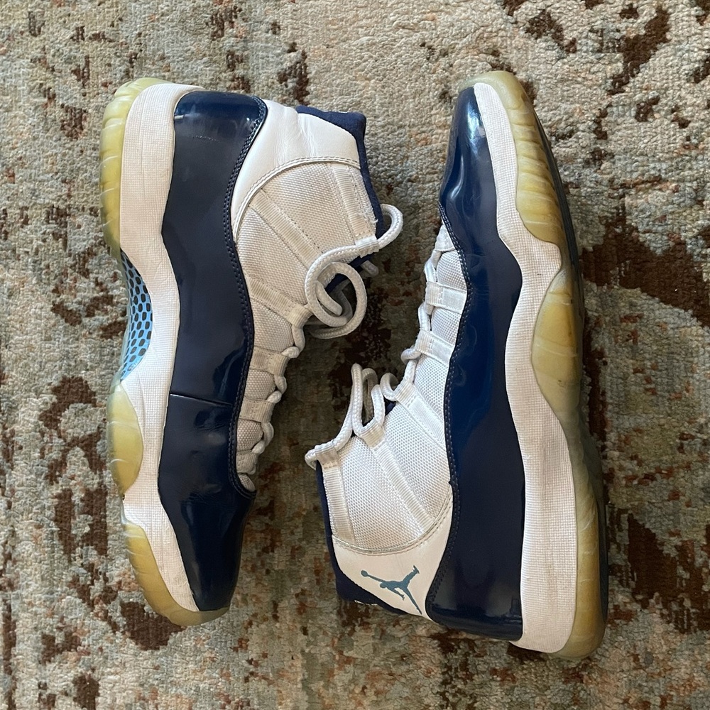 Jordan 11 concord blue size 11